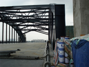 洛龙专注工业场景喷漆服务